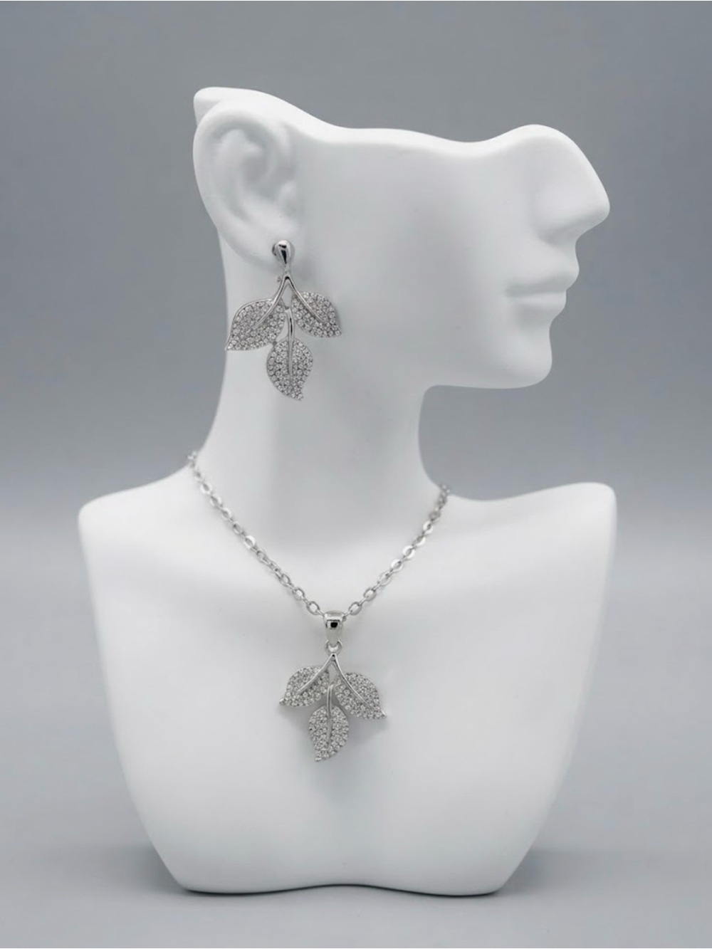 stainless steel Leaf Pendant Necklace and Earrings Set - Silver